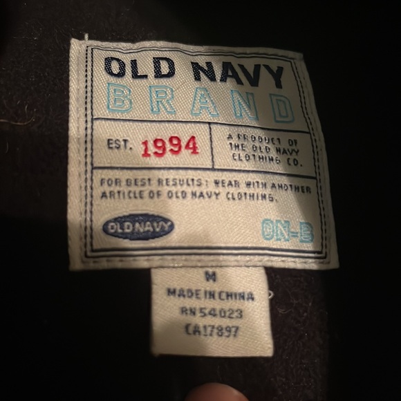 Black Old Navy puffer jacket with down - Picture 2 of 3